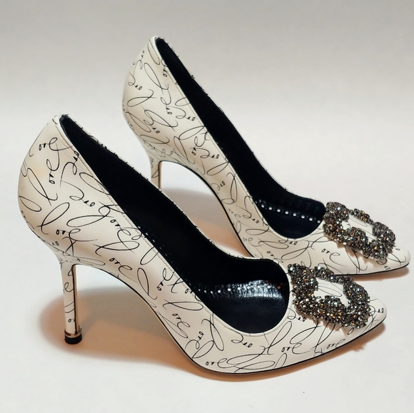 Manolo Blahnik Hangisi Limited Edition love shoes - Picture 2 of 5